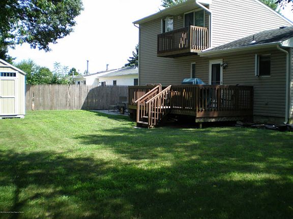 2nd image of 406 Cedar Dr