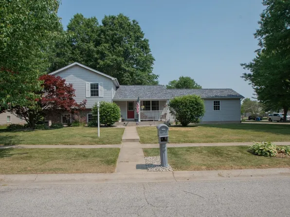 3624 Fairway Dr, Chesterton, IN 46304