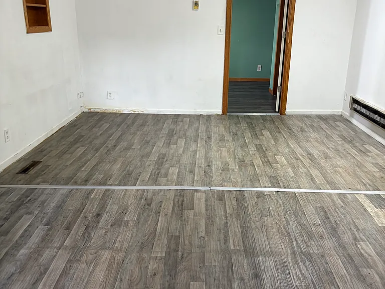 209 Knapp St #2E — Photo 3