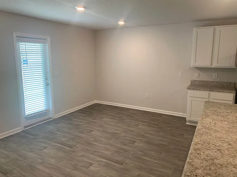 642 Earl Godwin Rd — Photo 19