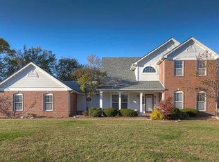 1921 Mapleview Ct, Swansea, IL 62226