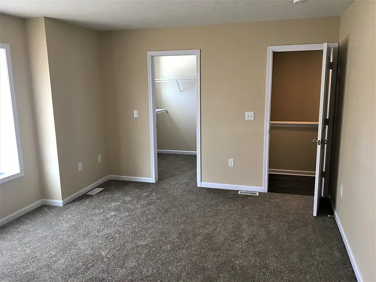 Parkview Apartments & Townhomes — Photo 14
