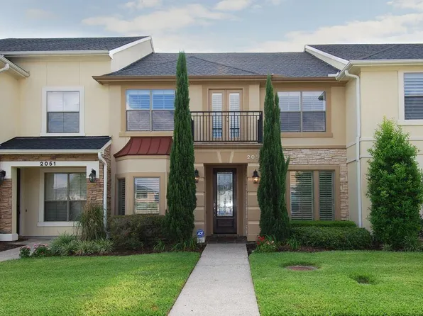 2055 Spring Cedar Ln, Houston, TX 77077