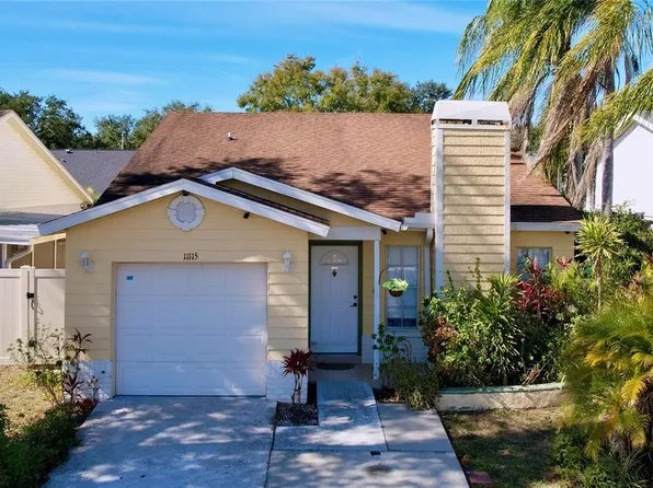 11115 Cherrywood Ln, Riverview, FL 33579