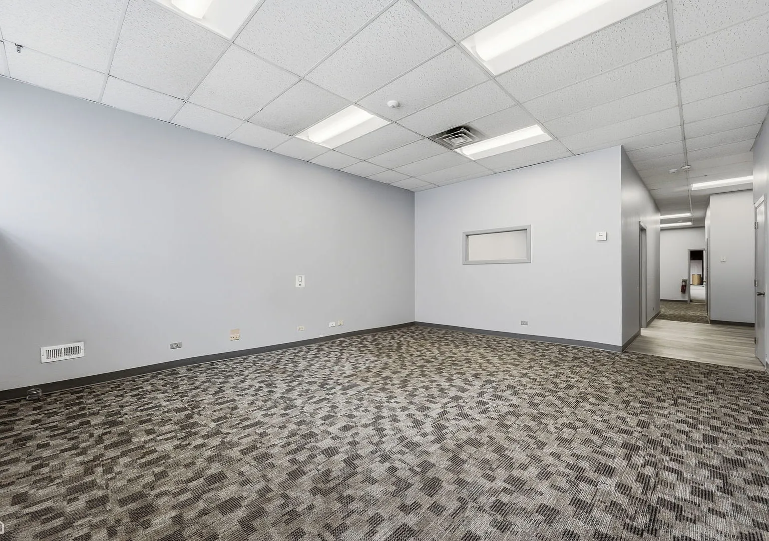 1 bed, 4000 sqft, $4,400 — Photo 3