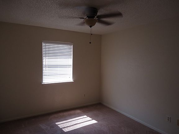 3rd image of 201 Tyler Ave