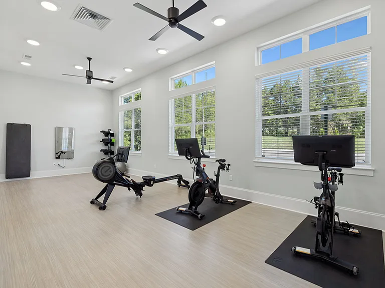 Sanctuary Bluff Apartments — Photo 11