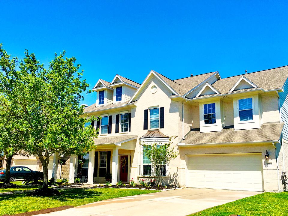 1st image of 1124 Shady Knoll Ln