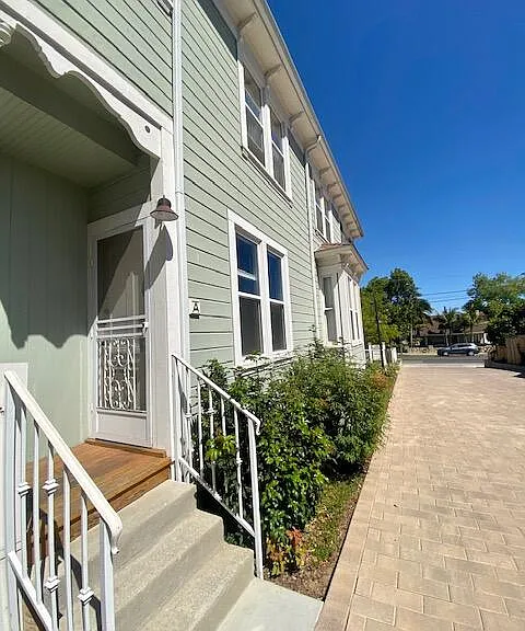 316 W Micheltorena St #A — Photo 1
