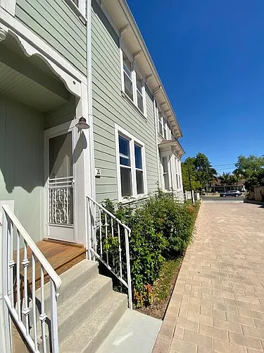 316 W Micheltorena St #A Photo 1