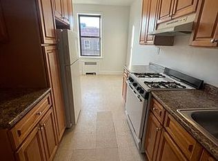 11120 76th Rd #J, Forest Hills, NY 11375