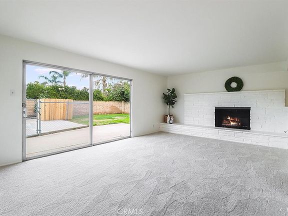 4th image of 1870 Burch Ave