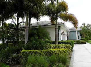 9477 Meadowood Dr, Fort Pierce, FL 34951