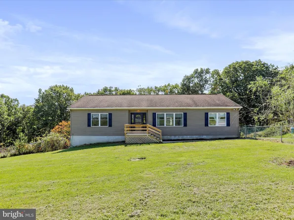 273 Sherman Dr, Augusta, WV 26704