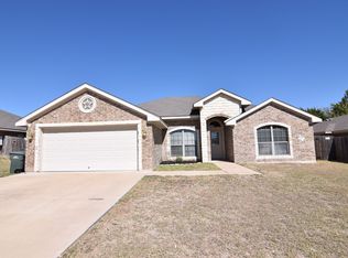2002 Bailey Dr, Copperas Cove, TX 76522