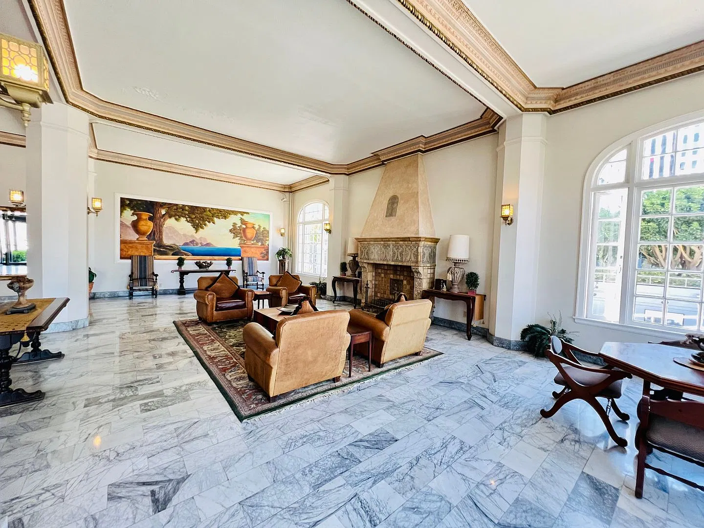 Reduced Reduced Reduced: Spacious Studio Unit Features Amazing Views Of Downtown And The Water Fr... — Photo 2