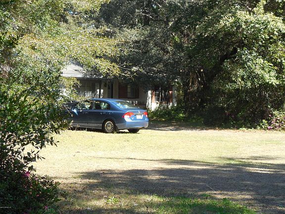 2nd image of 502 3rd Ave