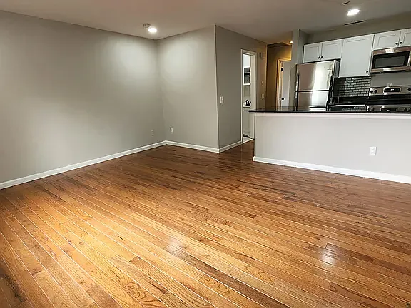 38 Glenwood Ave #6 — Photo 6