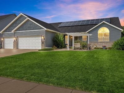 212 Teakwood Ln NE, Cedar Rapids, IA, 52402