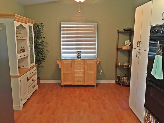 4th image of 3513 Balsam Dr