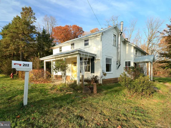 202 Madisonburg Pike, Madisonburg, PA 16852