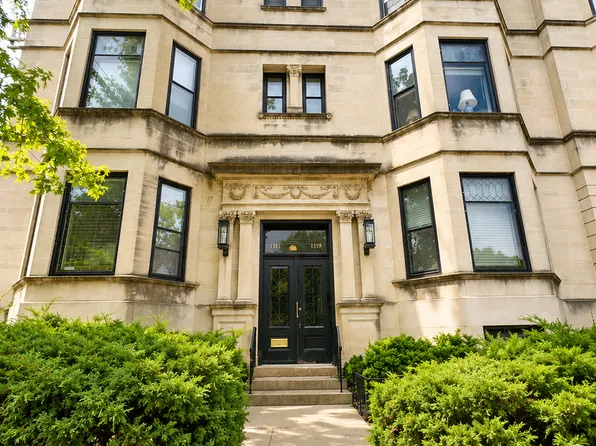 1359 E 57th St #1, Chicago, IL 60637