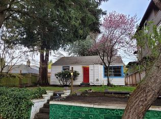 2740 49th Ave SW, Seattle, WA 98116