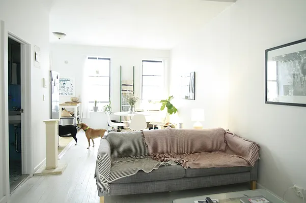 Rented by Grand & Co. | media 8