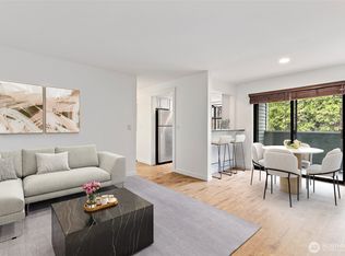 Greenlake Gables Condo, Seattle, WA 98103