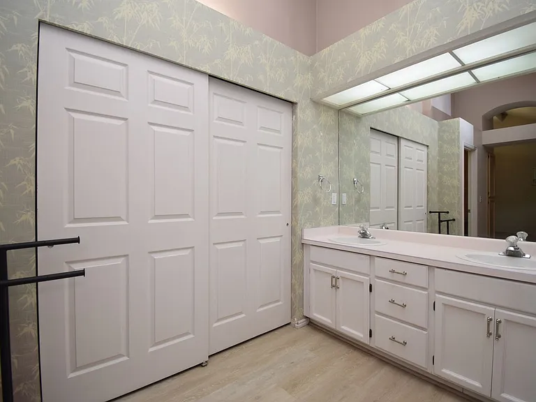 2122 E Rainbow Point Dr — Photo 13
