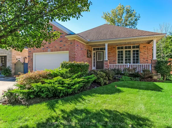 22 Harrington Cres, Saint Thomas, ON N5R 6J1