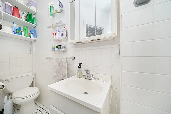 Rented by Living New York | media 11