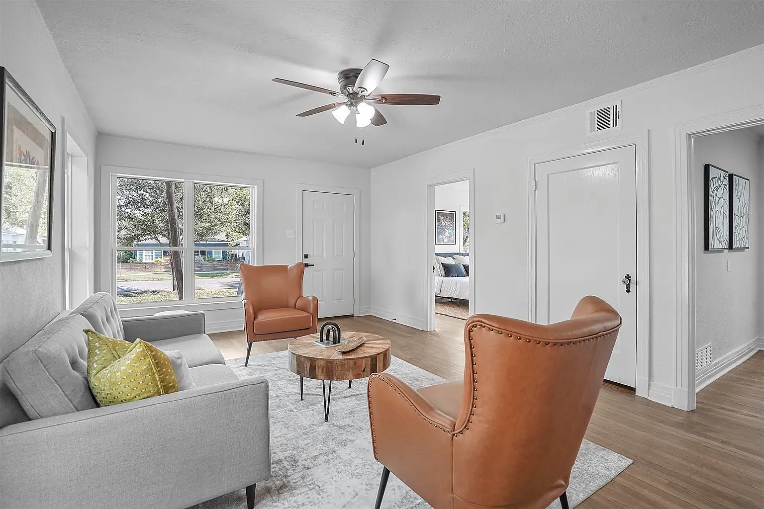 1 bed, 840 sqft, $1,690 — Photo 3