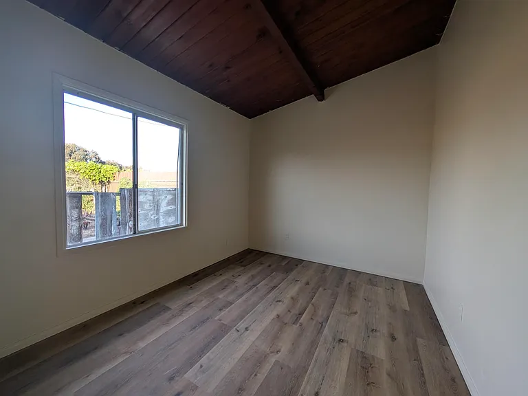 4703 Kleefeld Ave — Photo 4