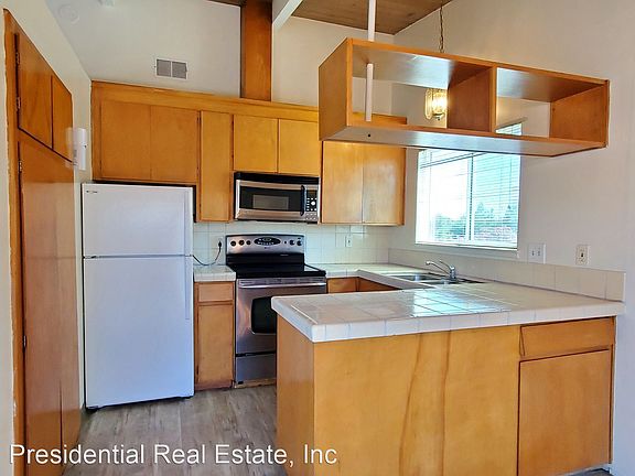 2nd image of 1643 Maurice Ln #3