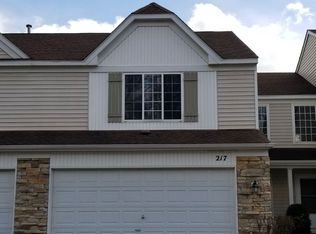 217 Locksley Dr, Streamwood, IL