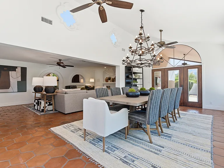 5828 E Cactus Wren Rd — Photo 19