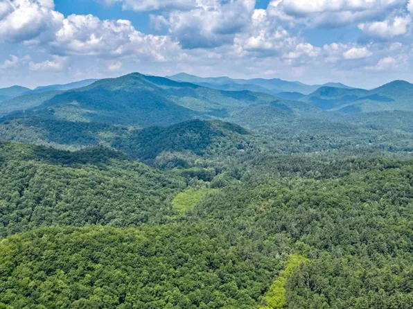 7320 Chestnut Vly, Hiawassee, GA 30546