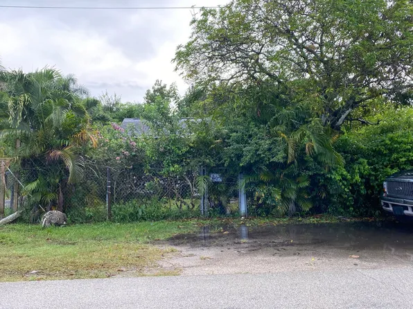 4422 Palm Ave, West Palm Beach, FL 33406