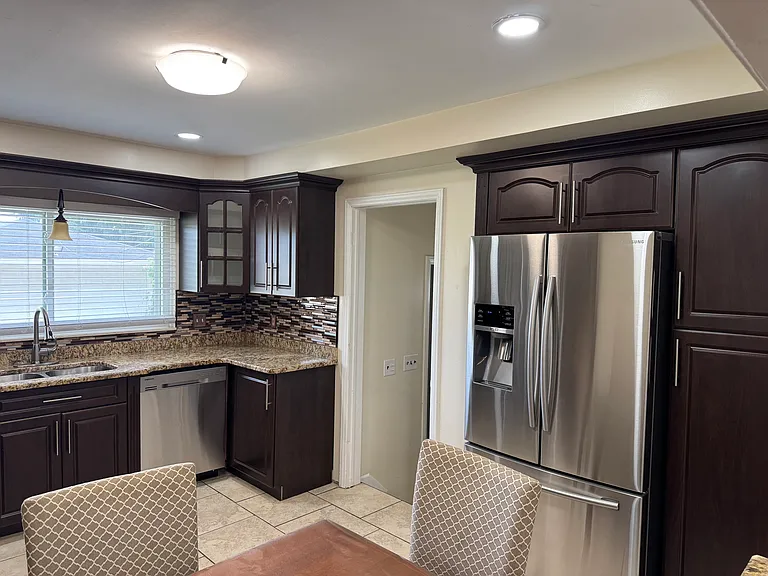 27223 Clairview Dr — Photo 8