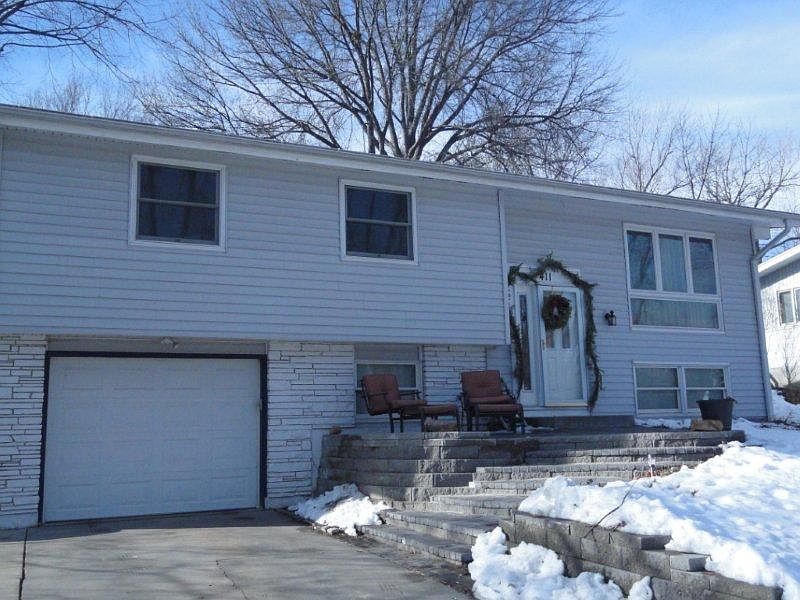 1st image of 411 N 75th St