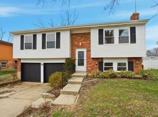 9925 Grasscreek Ct, Cincinnati, OH 45231