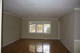 3rd image of 2404 Northlake Ct