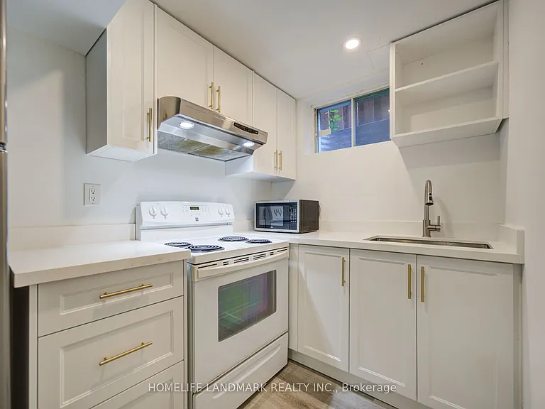 25 Lansbury Dr — Photo 21