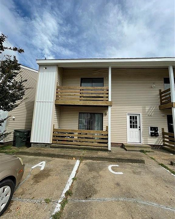1st image of 9630 Elnora St APT C