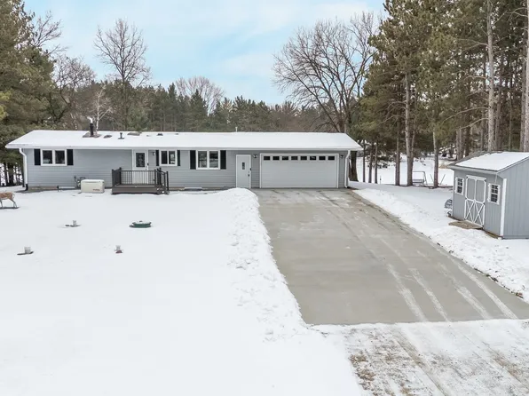 W6329 Peninsula Ct, Neshkoro, WI 54960