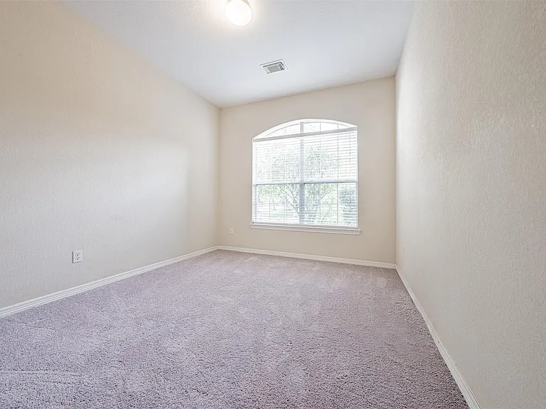 13727 Charterhouse Way — Photo 17