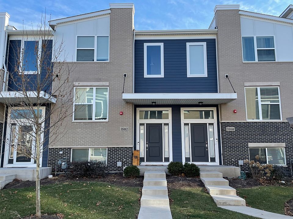 1st image of 3S612 Everton Dr