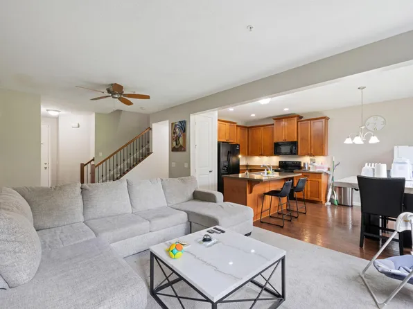 3105 Countryside Bay Unit C, Woodbury, MN 55129