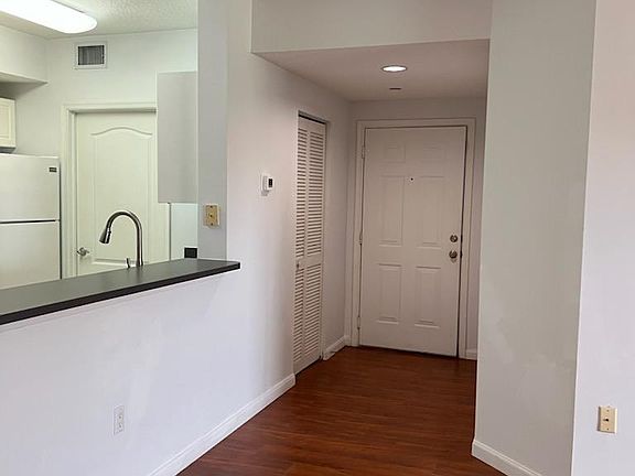 3rd image of 5080 Fairways Cir APT G303